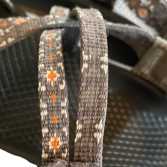 CHACO - SIZE 8 - THE CLASSIC CREED - ORANGE AZTEC WITH BLUE/ GRAY - EXC COND S4 - Picture 9 of 16